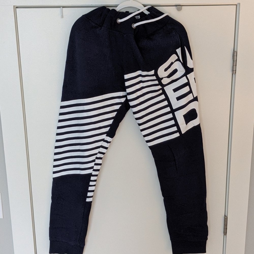 Superdry Sweatpants XL